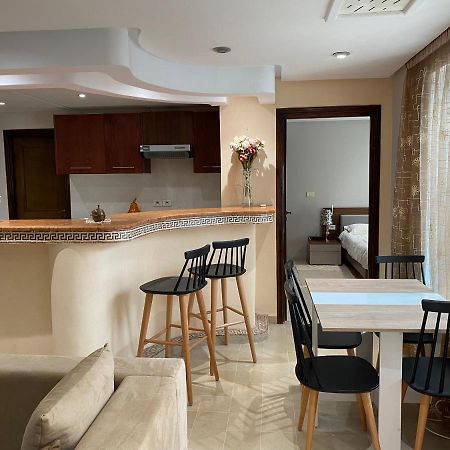 Lac Palace Luxury Apartment-2 Bdr Tunis Eksteriør bilde